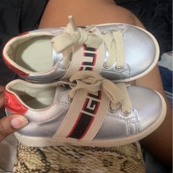 Size 26 Kids Gucci Shoes 