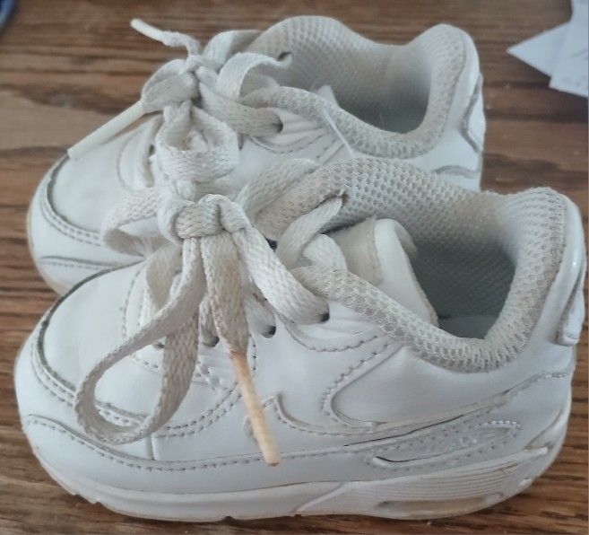 Infant Sz 4