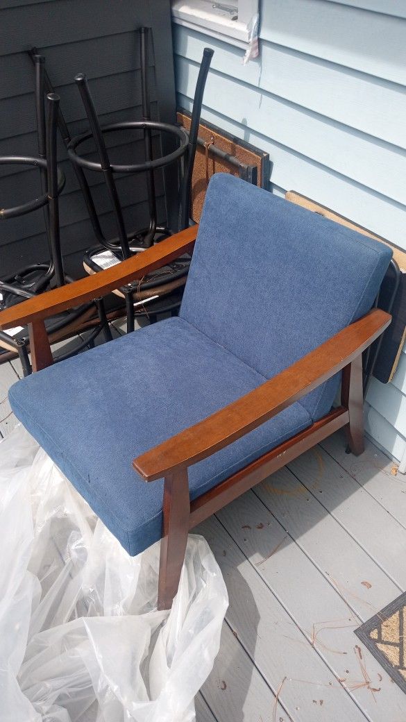 Random Chairs