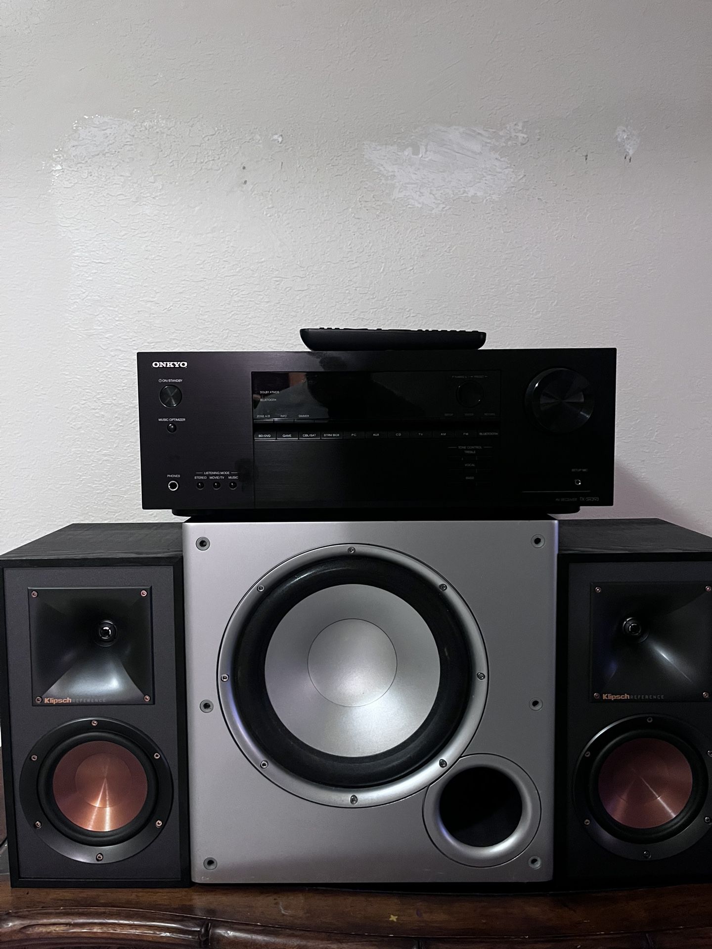 Onkyo home Theater Receiver & Klipsch speakers