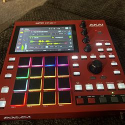 Akai MPC One +