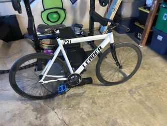 2014 Leader 721 55 cm. $600