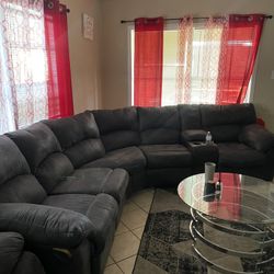 L Shaped Sectional 