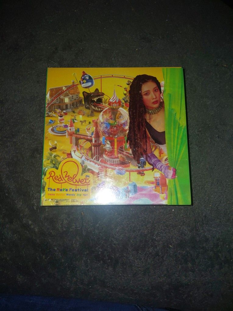 Selling A Red Velvet - The Reve Festival 'Day 1 