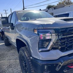 2025 Chevy Silverado 2500HD ZR2