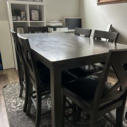 Dining Room Table 