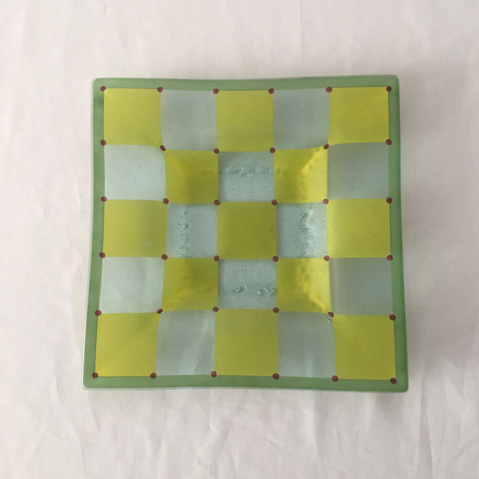 Decorative glass plate