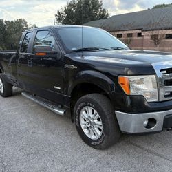 2015 Ford F150 4 X 4 Long Bed