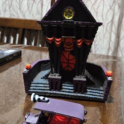 "Town Hall" Hawthorne Village