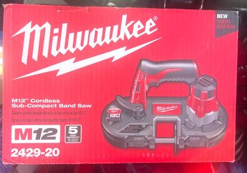 M12  Cordless Milwaukee Sub-Compact Band Saw