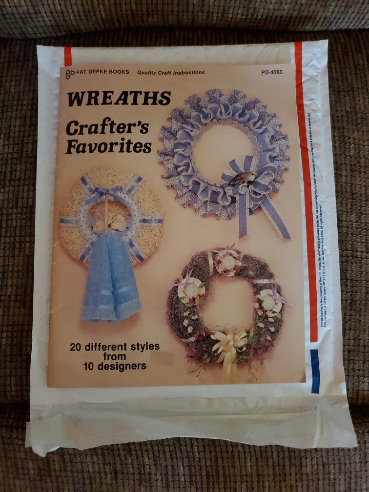 Wreath Design Book