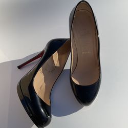 Christian Louboutin | Black Patent Pumps Size 37.5