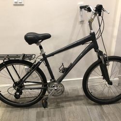 Giant Hybrid Medium Trails Leisure Fun Bike Tuned Ready/Ride