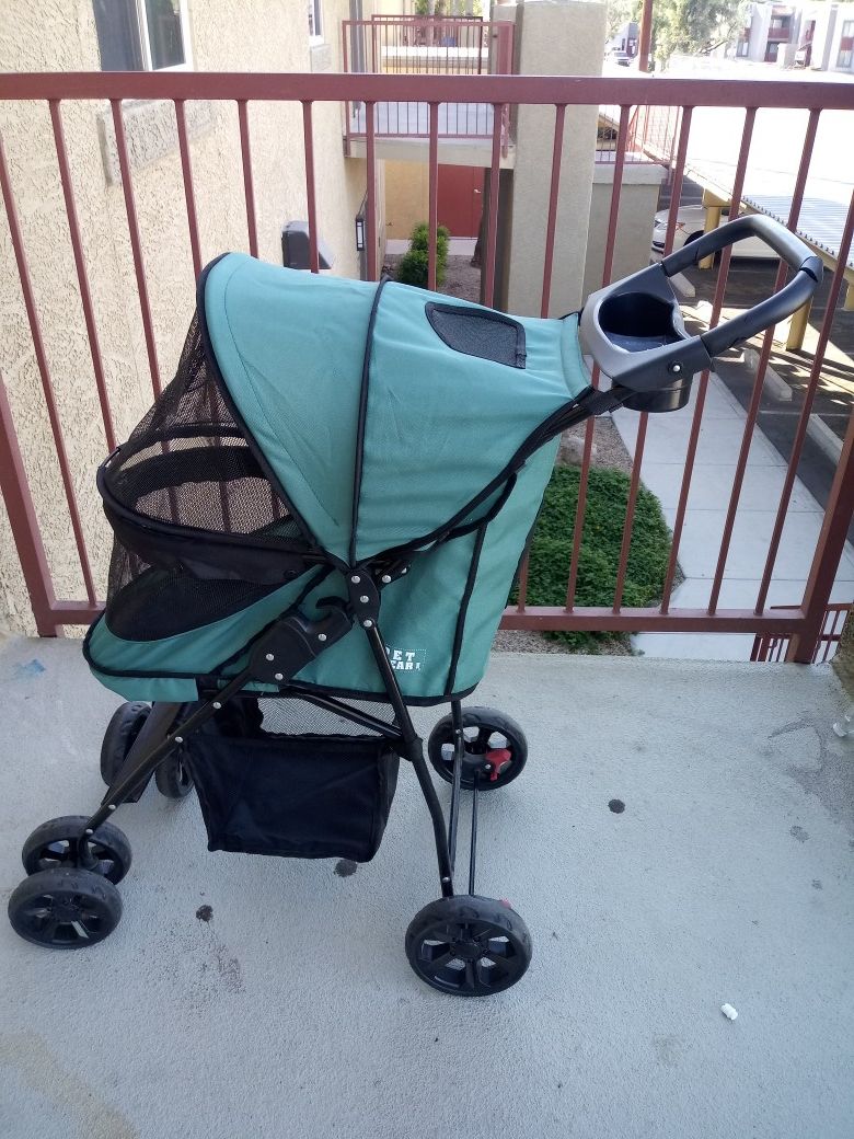 Dog stroller