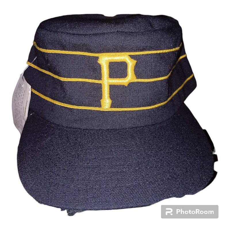 NWT Pittsburgh Pirates Roman Fitted Pillbox Hat Sz 7 1/2 Cooperstown  Collection for Sale in Lambsburg, VA - OfferUp