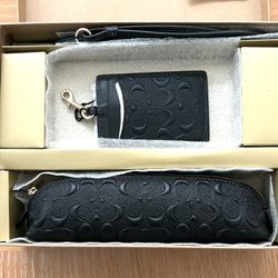 Authentic NWT Boxed Pencil Case And Id Lanyard Set In Signature Leather $188