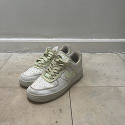 Nike Air Force 1