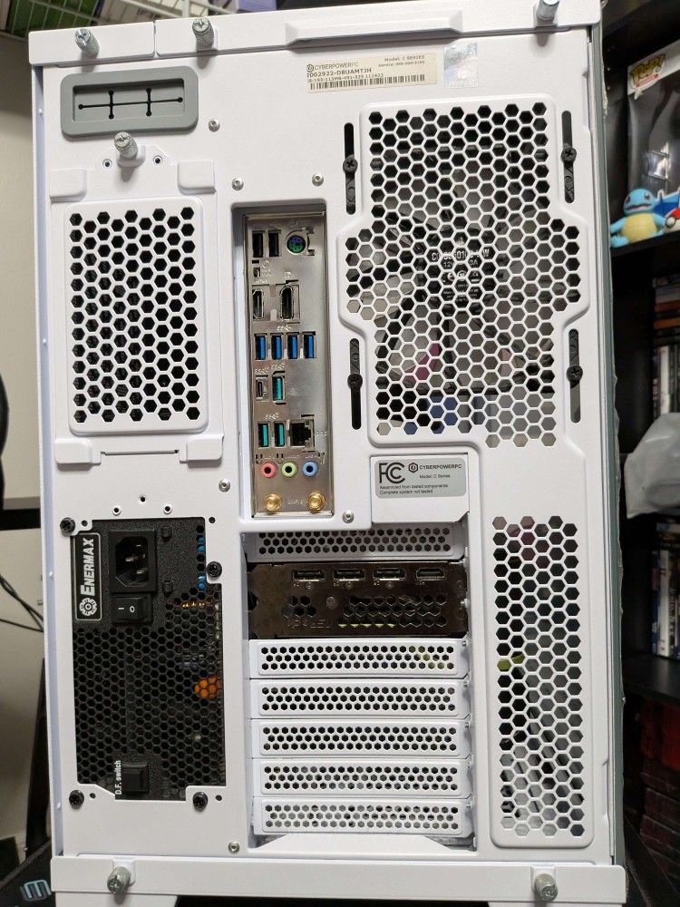 Gaming PC + 4K LG Gaming 27" Monitor