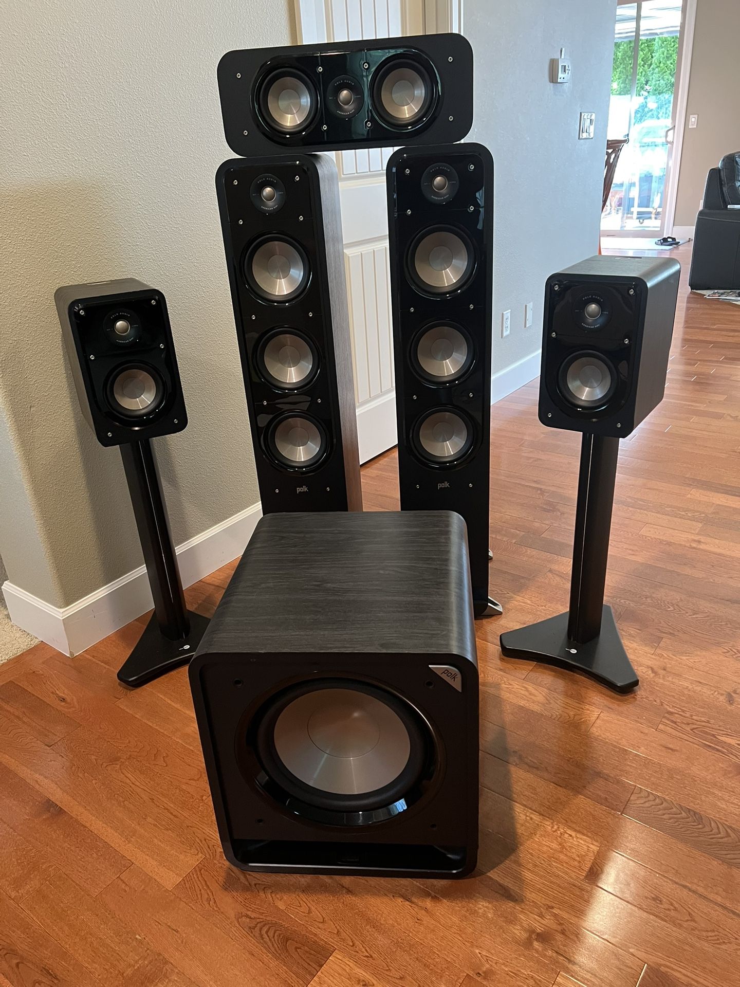 Polk Audio 5.1 channels speakers set