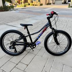 Trek Precaliber 20 Inch 7 Speed Kids Bike