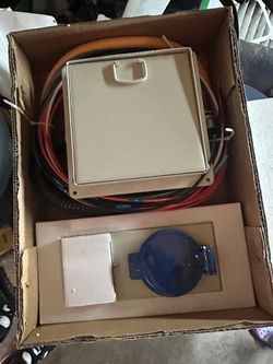 New 30 amp transfer switch. Supports up to 10,000w generators. 