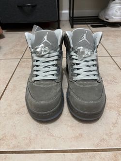 Wolf Grey 5 Air Jordans Size 8.5