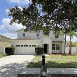 Riverview! Charming property