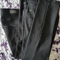 All Size 6, Three Blue Jean's,  2 Black Jean's and One White Capri. Take all for $35.00. Most of these have not been worn. Pick up Only.