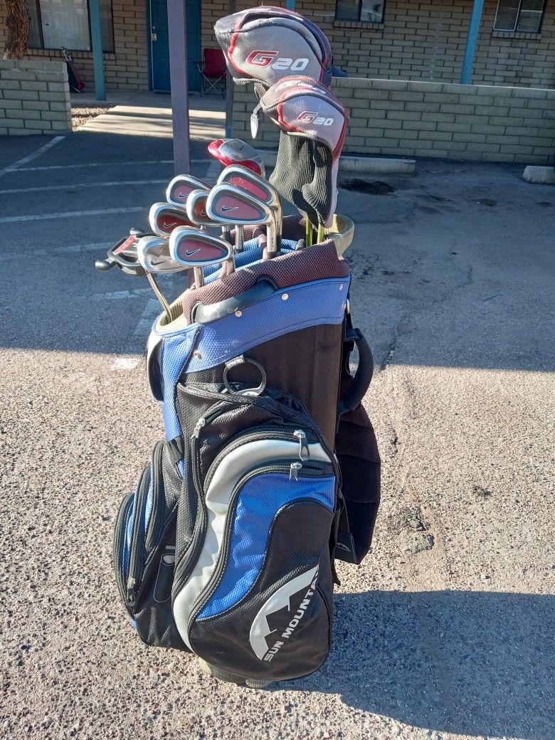 Golf Clubs! Men's Complete Set! Nike & Cobra!