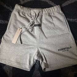 Fear of god shorts size M