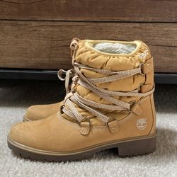 Timberland 650 Boots — Woman’s Size 8