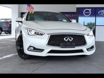 2017 INFINITI Q60