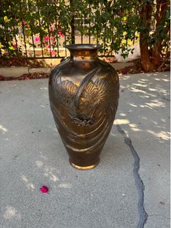 Vintage Chinese Dragon Bronze Vase For good luck