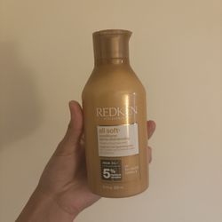 Redken all soft Conditioner 