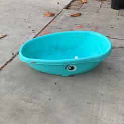 Kiddie Bath Tub