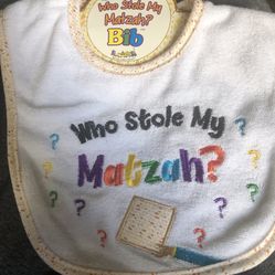 “Who Stole My Matzah” Passover Pesach Seder Bib