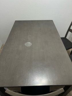 Kitchen table
