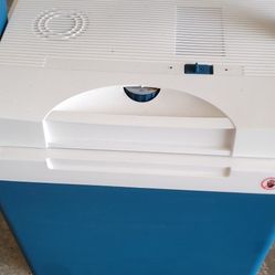 Electric Cooler No Charger