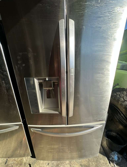 Deal! LG Stainless French Door Fridge w/ Ice Maker