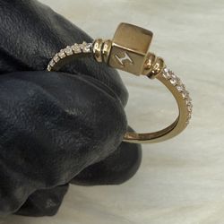 14kt Gold Ring ‼️PLEASE SEE PICTURE AND DESCRIPTION FOR SIZING‼️