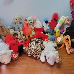 Ty Beanie Baby Collection  Some Are PVC PELLETS 