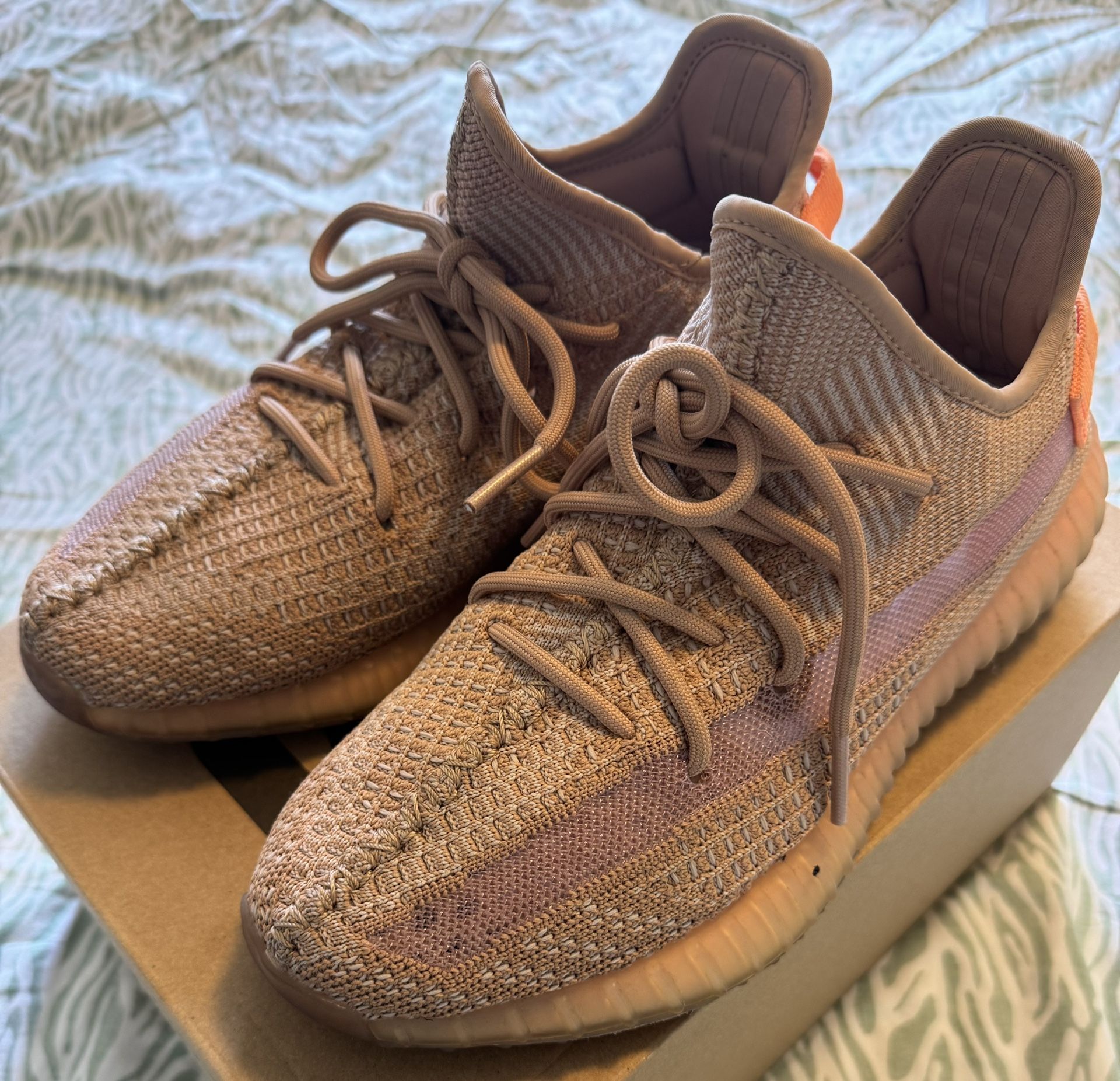 Shoe Yeezy 350v2 Clay Adidas Yeezy Boost 350 V2 