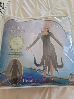 Womans Ursula costume size 10-12