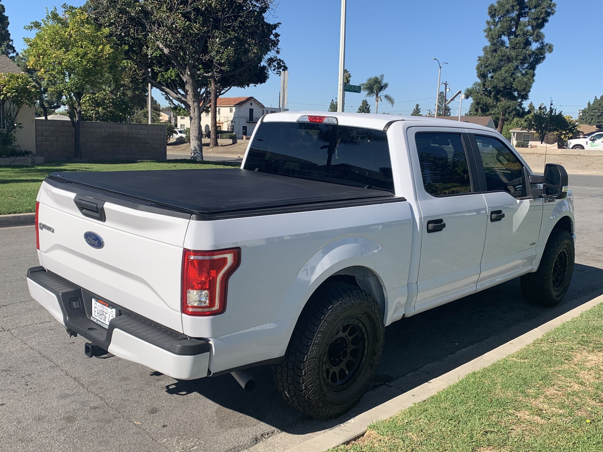 Tiger Try-1555 Soft Bed Cover F-150