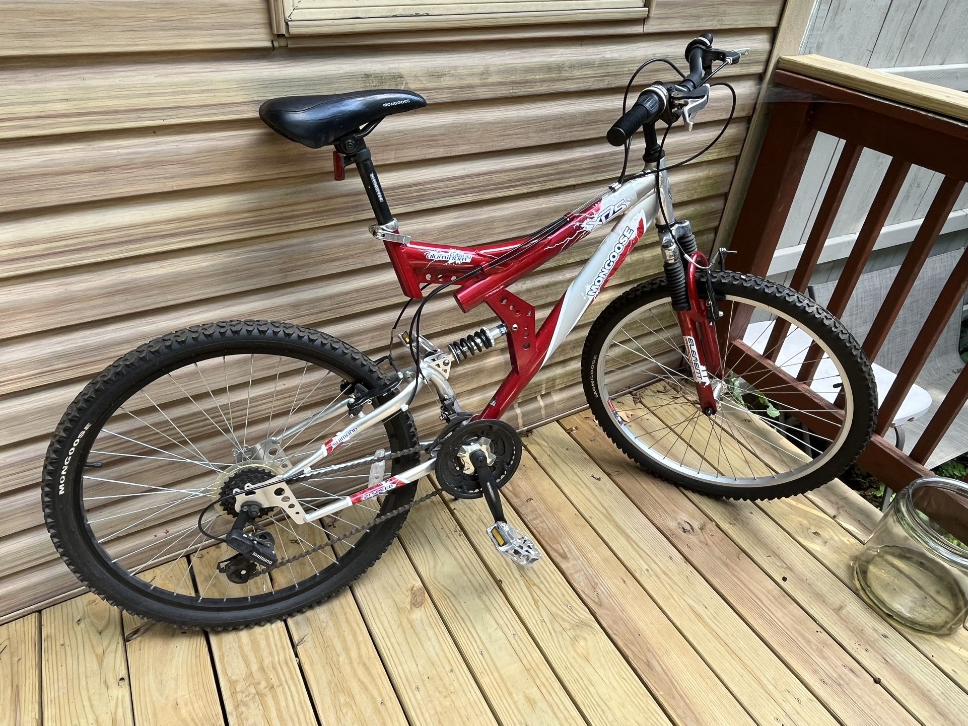 Men’s adult mountain bike
