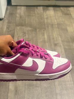 Pink nike dunks