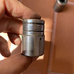  SNAP-ON SOCKETS