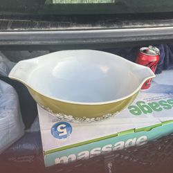 Pyrex Vintage rare Bowl 