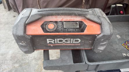 RIDGID Bluetooth job radio