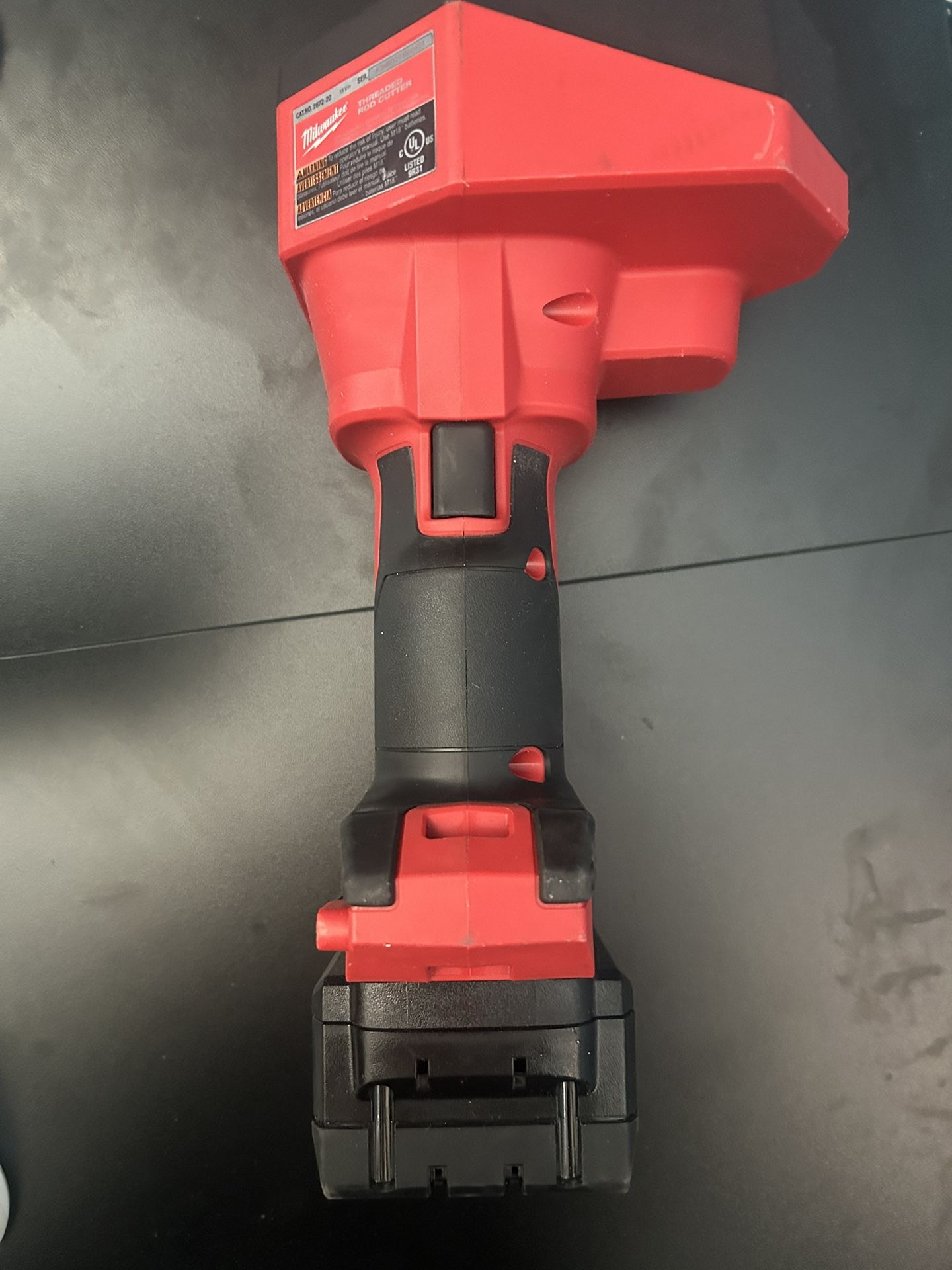 M18 Brushless Threaded Rod Cutter (TOOL ONLY!)